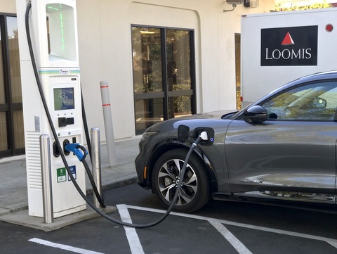 Are electric cars good or bad for the economy?