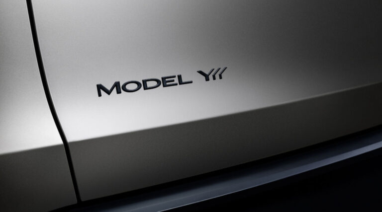 Tesla plans modified models for China