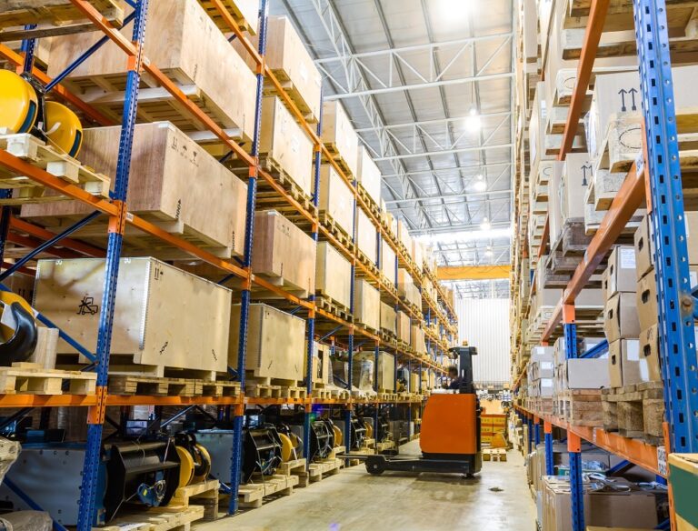 How the appropriate lighting improves safety and productivity in the workplace