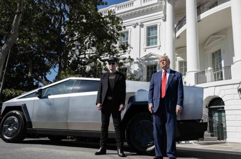 The survey discovered that the brand’s loyalty in Tesla suffers from Mosk’s flirting with Trump
